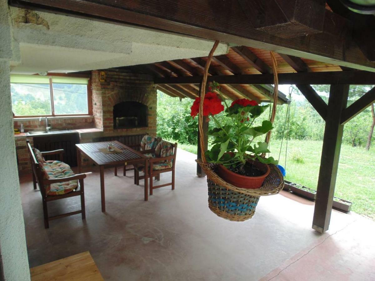 Holiday Home Alibegovic ヴィソコ エクステリア 写真